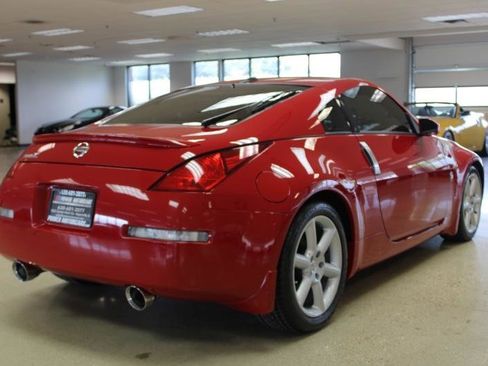 Used 2004 Nissan 350Z Touring w/ Cargo Convenience Pkg RWD image 4