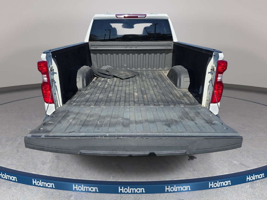 Used 2022 Chevrolet Silverado 1500 LT AWD/4WD image 7