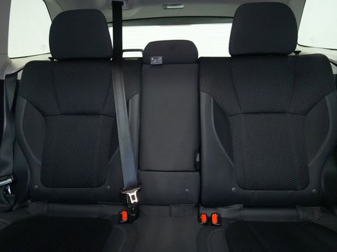 Used 2021 Subaru Forester Premium image 17