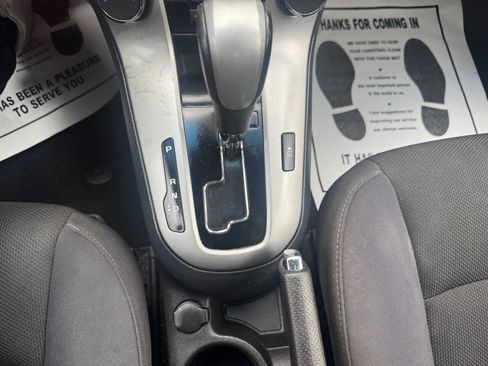 Used 2014 Chevrolet Cruze LT w/ Technology Package image 22