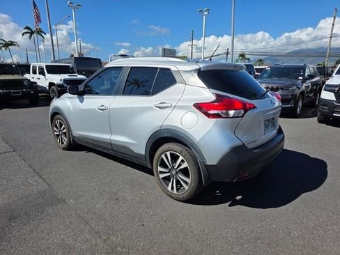 Used 2019 Nissan Kicks SV FWD image 5