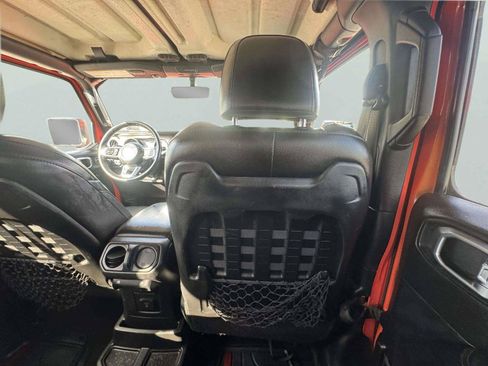 Used 2018 Jeep Wrangler Unlimited Rubicon AWD/4WD image 52