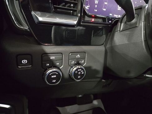 New 2026 GMC Sierra 1500 Elevation image 23