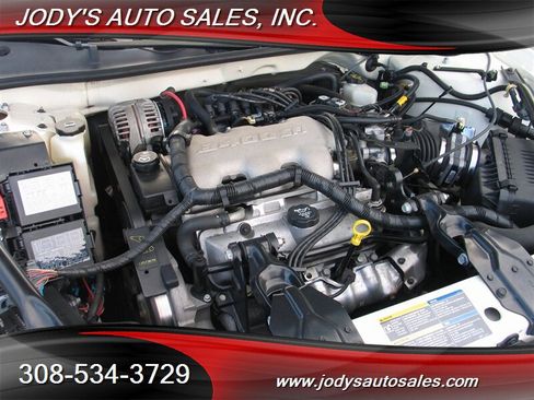 Used 2005 Chevrolet Impala Base image 25