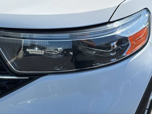 Certified 2020 Ford Explorer XLT RWD image 6