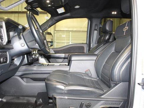 Used 2024 Ford F250 Platinum w/ Tremor Off-Road Package AWD/4WD image 10