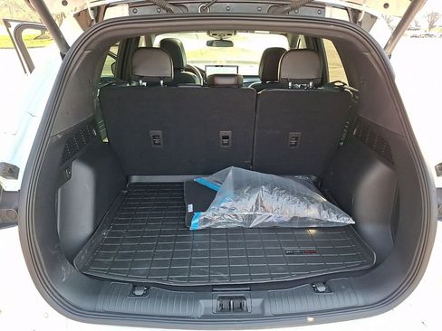 Used 2023 Ford Escape ST-Line w/ Tech Pack #1 AWD/4WD image 29