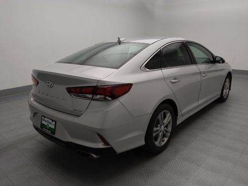 Used 2018 Hyundai Sonata Limited image 9
