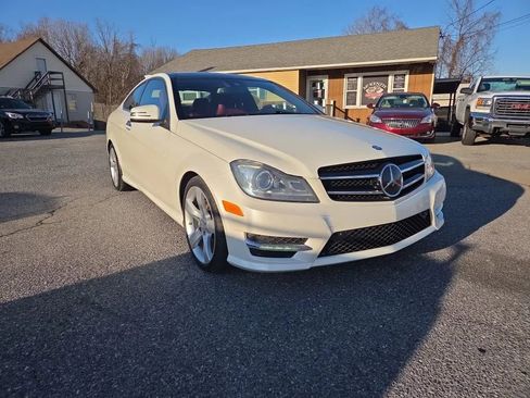 Used 2014 Mercedes-Benz C 350 4MATIC Coupe image 3