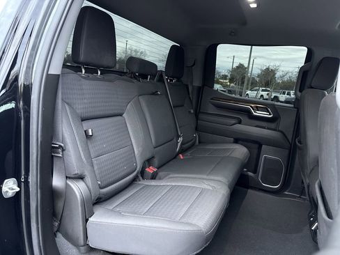 Used 2023 GMC Sierra 1500 Elevation image 23