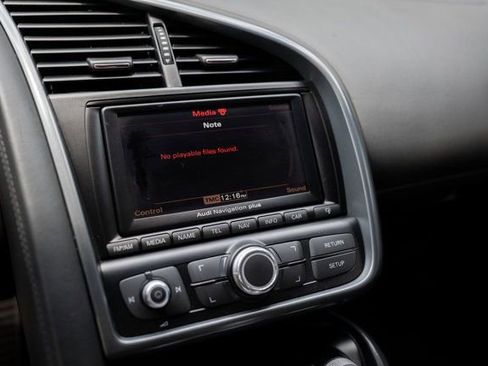 Used 2011 Audi R8 V10 image 14