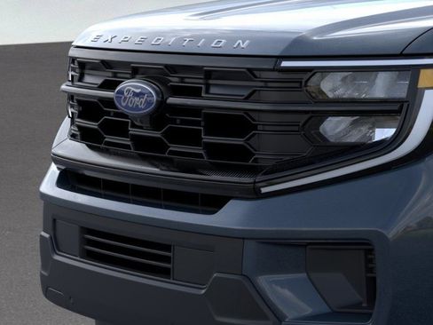 New 2026 Ford Expedition Active AWD/4WD image 17