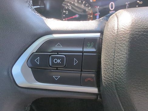 Used 2024 Jeep Compass Latitude AWD/4WD image 25