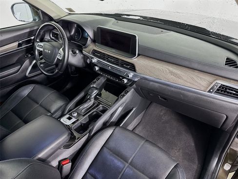Used 2022 Kia Telluride EX w/ EX Premium Package image 33