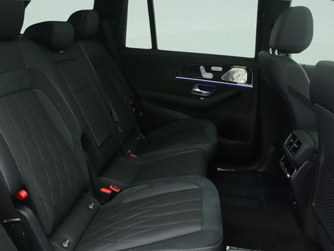 New 2026 Mercedes-Benz GLS 63 AMG 4MATIC image 8