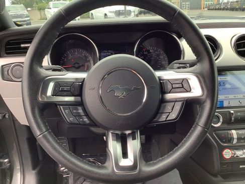 Used 2016 Ford Mustang Premium RWD image 10