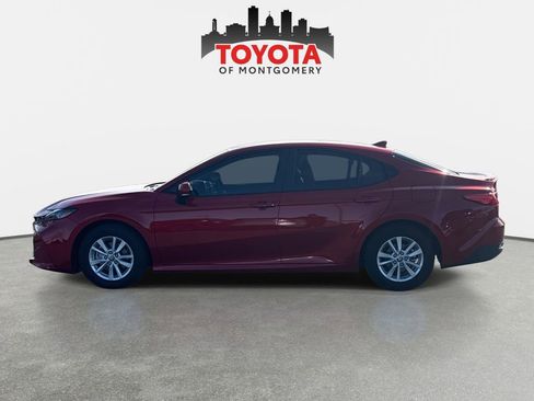 Used 2026 Toyota Camry LE w/ Convenience Package image 6