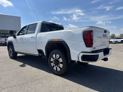 New 2026 GMC Sierra 2500 Denali w/ Denali Reserve Package AWD/4WD image 4