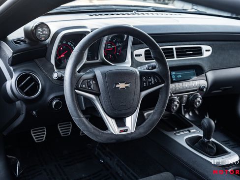 Used 2015 Chevrolet Camaro Z/28 image 21