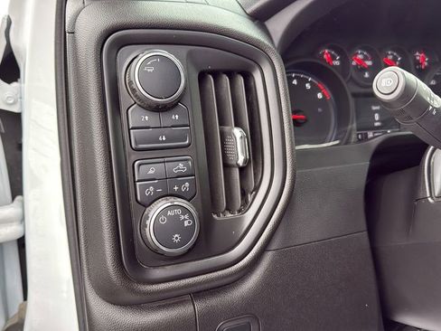 Used 2025 Chevrolet Silverado 2500 W/T w/ WT Convenience Package image 22