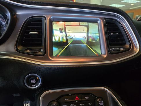 Used 2021 Dodge Challenger R/T w/ Blacktop Package image 20