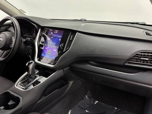 Used 2022 Subaru Outback Premium image 32