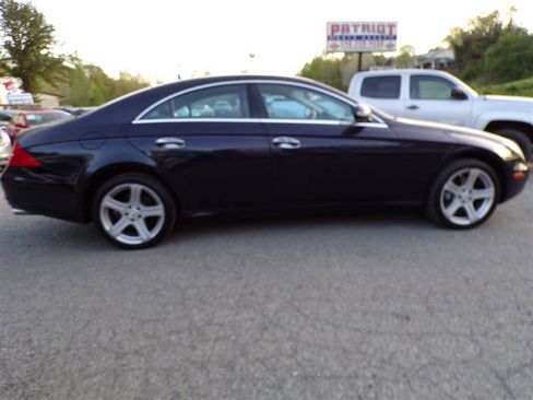 Used 2007 Mercedes-Benz CLS 550 image 10