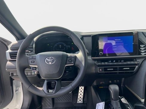 New 2026 Toyota Camry SE image 13