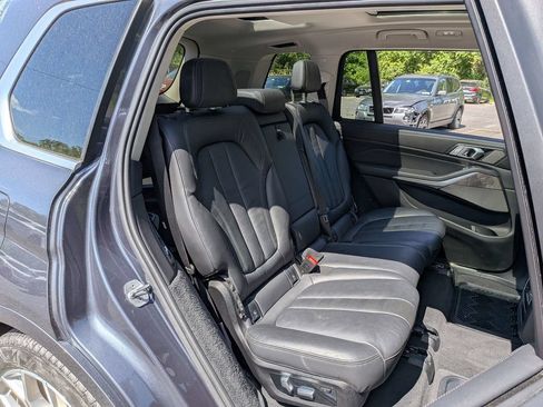 Used 2020 BMW X7 xDrive40i w/ Premium Package AWD/4WD image 24