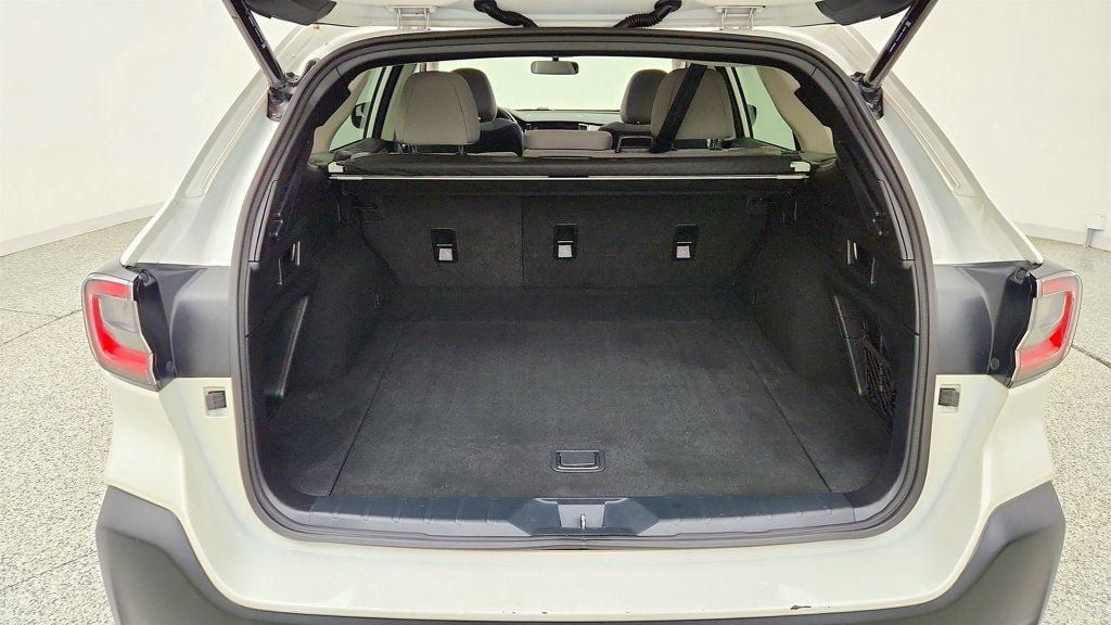 Used 2023 Subaru Outback Premium AWD/4WD image 20
