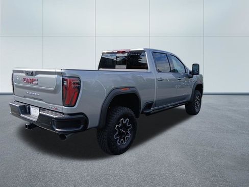 Used 2026 GMC Sierra 2500 AT4X AWD/4WD image 8