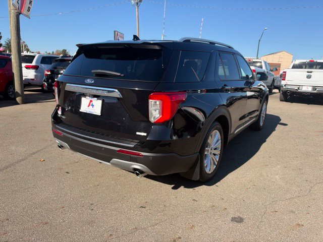 Used 2020 Ford Explorer Limited RWD image 3