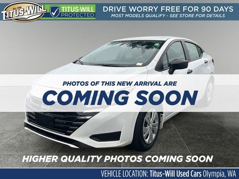 Used 2025 Nissan Versa S w/ Trunk Package image 2
