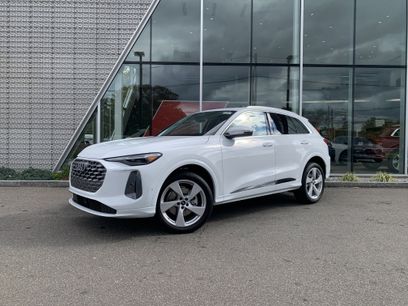 New 2025 Audi Q5 Premium Plus