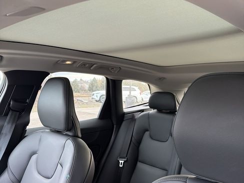 New 2025 Volvo XC60 B5 Core w/ Protection Package Premier image 26