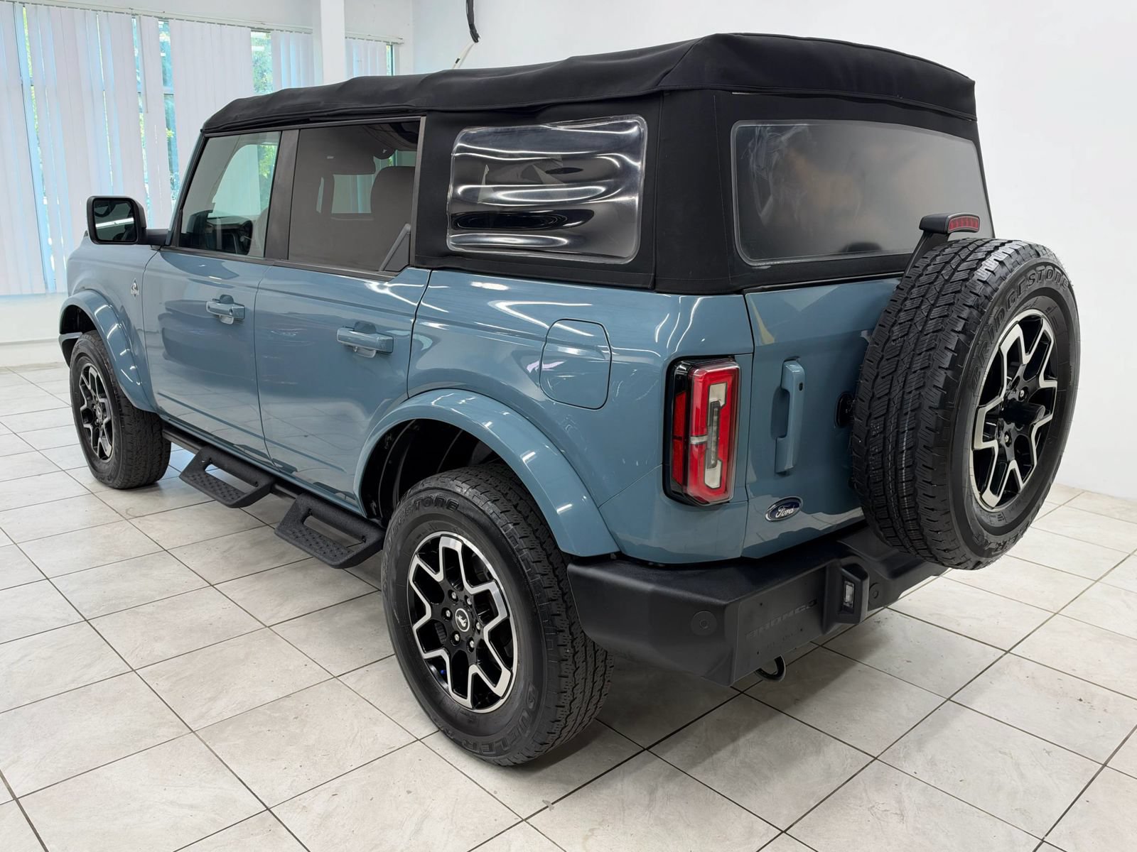 Used 2022 Ford Bronco Outer Banks AWD/4WD image 7