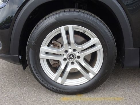Used 2020 Mercedes-Benz GLB 250 4MATIC image 27