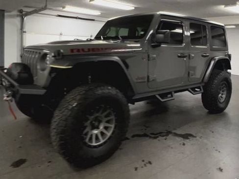 Used 2020 Jeep Wrangler Unlimited Rubicon w/ LED Lighting Group AWD/4WD image 4