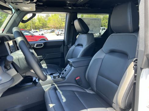 New 2026 Ford Bronco Outer Banks AWD/4WD image 13