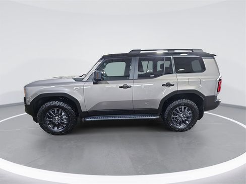 Used 2025 Toyota Land Cruiser 1958 image 7