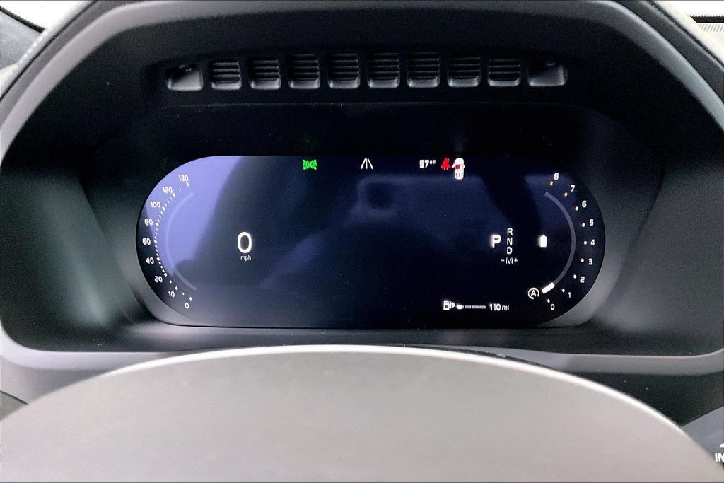 New 2026 Volvo XC90 T8 Plus w/ Protection Package Premier AWD/4WD image 12