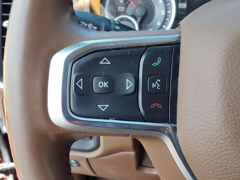 Used 2019 RAM 1500 Laramie AWD/4WD image 19