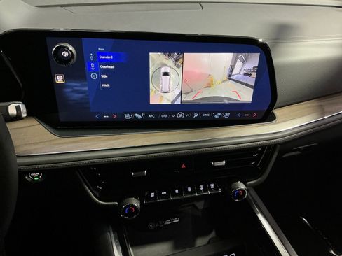 New 2026 Chevrolet Tahoe High Country w/ Sun And Tow Package image 27