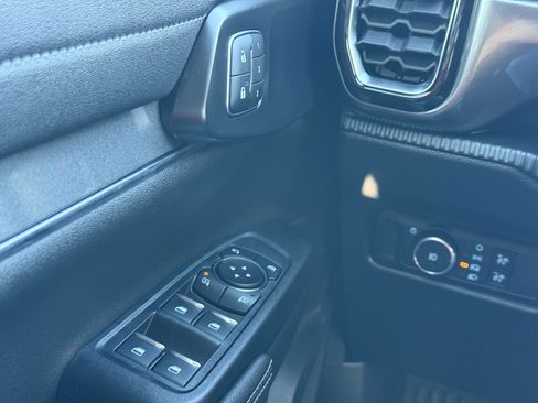 New 2025 Ford Ranger Lariat w/ FX4 Off-Road Package AWD/4WD image 23