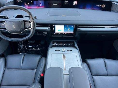 New 2026 Lincoln Navigator Reserve w/ Jet Appearance Package image 11