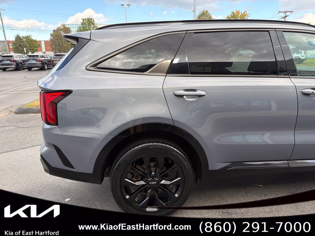 Used 2023 Kia Sorento SX AWD/4WD image 7