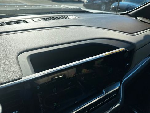 Used 2024 Chevrolet Silverado 3500 LTZ image 75