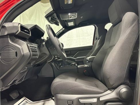 Used 2025 Toyota 4Runner SR5 image 15