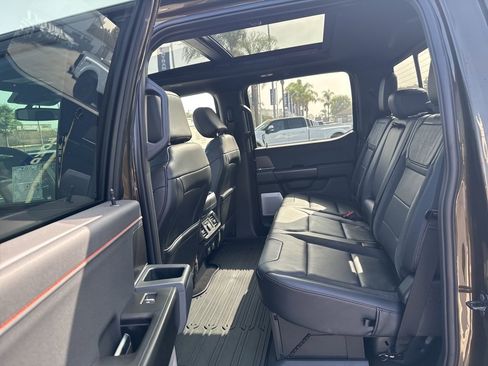 Used 2025 Ford F150 Raptor image 9