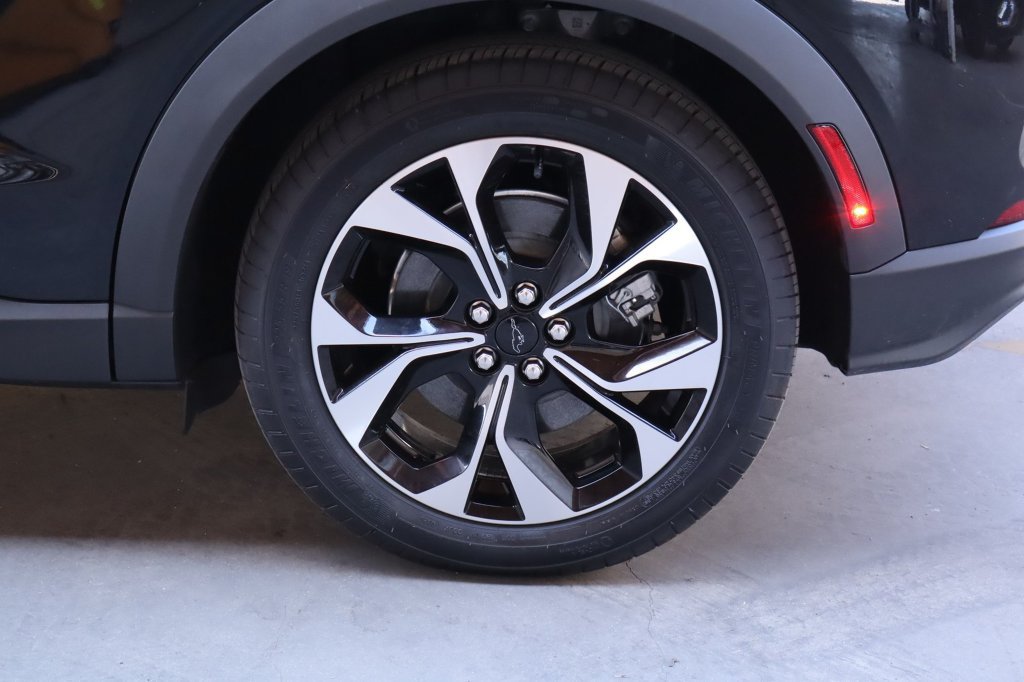 Used 2025 Ford Mustang Mach-E Select RWD image 10